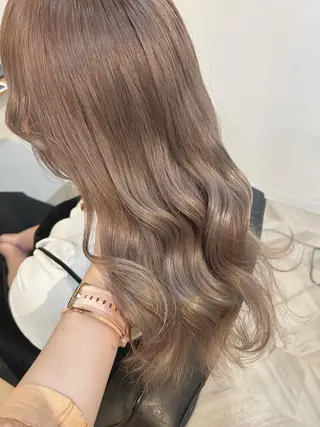 ミディアム PACE所属・ayumi ／透明感カラーのヘアスタイル