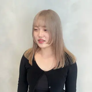 カラー デザインカラー/パー マ🦖外岡咲希🦖のヘアスタイル