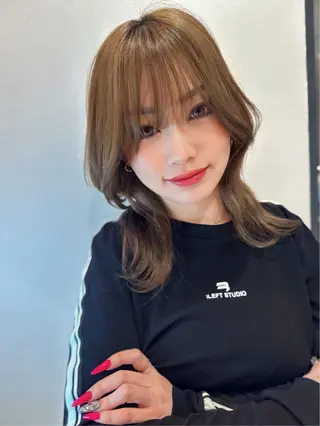 ミディアム Rita/髪質改善 /透明感カラーのヘアスタイル