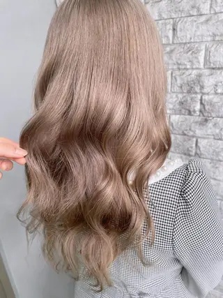 セミロング カラー EMANON新宿南口所属・🦄中性ウルフ ☁️Shiori🦄のヘアスタイル