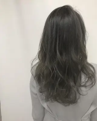 ロング カラー GiseL ジゼル六本松のヘアスタイル