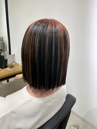 カラー anB アオイのヘアスタイル