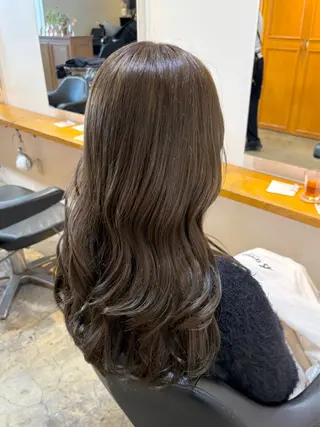 ミディアム カラー RIN／韓国ヘア レイヤーカットのヘアスタイル