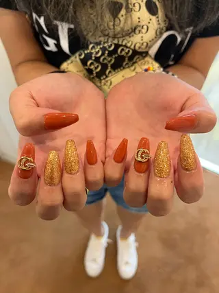 ネイル リンパ／美肌小顔専門サロンLiLi所属・Sakai Airiのネイルデザイン