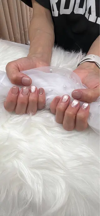 ショート Cosmos Naomiのネイルデザイン