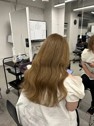 ロング カラー 海外風ブリーチなし 🫒Rion🫒🩶のヘアスタイル
