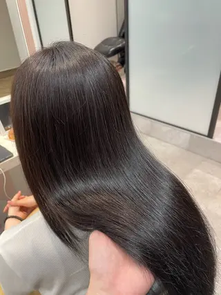 ロング カラー ROCCOeast koyukiのヘアスタイル