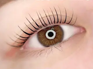 パーマ mignon niinaのマツエク・マツパデザイン