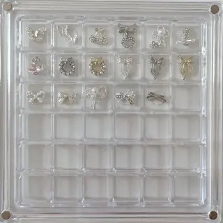 ネイル 児玉 茉緒のネイルデザイン