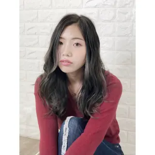 セミロング カラー KIZU 髪質改善 オカルト怪談のヘアスタイル