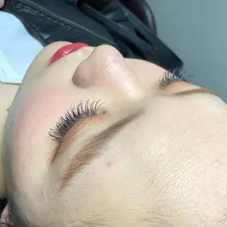 マツエク・マツパ VIEWユリナ メイク/ カットのヘアスタイル