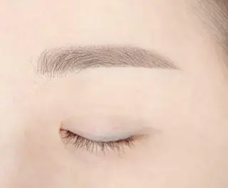 アイブロウ Purely 🤍Purelyのマツエク・マツパデザイン
