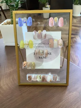 ネイル 横尾 麻里のネイルデザイン