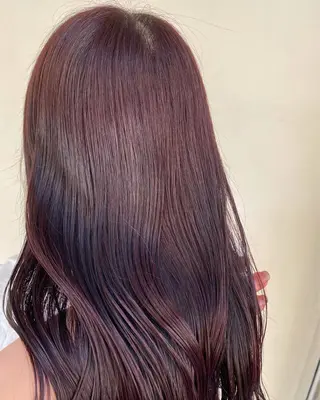 ミディアム カラー 前田 美桜のヘアスタイル