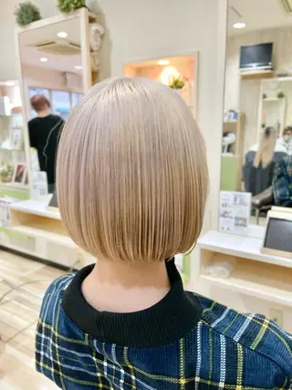 ショート カラー 🌈派手髪ハイトーン 🌈鈴木亮太🌈のヘアスタイル