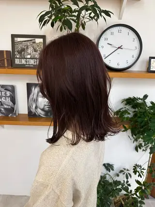 カラー リンダ所属・ベージュ/顔周り カット/スズキのヘアスタイル