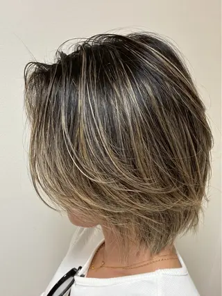 ショート OLUOLU所属・桝田 友美のヘアスタイル