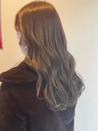 ミディアム ハラダ リョウセイのヘアスタイル