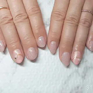 ネイル Lily Roseスタッフ一同のマツエク・マツパデザイン