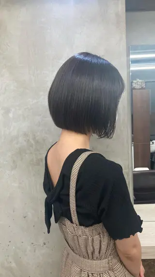 ショート カラー ブリーチ&似合せボブ 田中寛十のヘアスタイル