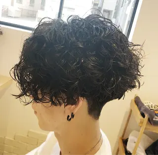 ショート カラー パーマ ヘアアレンジ メンズ 【ツヤ髪美容師】 ツダケイスケのヘアスタイル