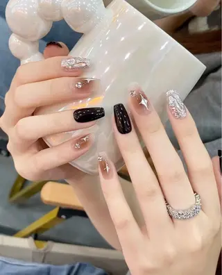 ネイル 花花 ネイルサロンのネイルデザイン