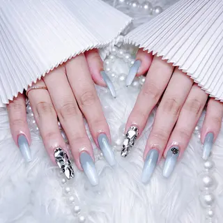 ネイル Ugirl Nail Pinpin🤍のネイルデザイン