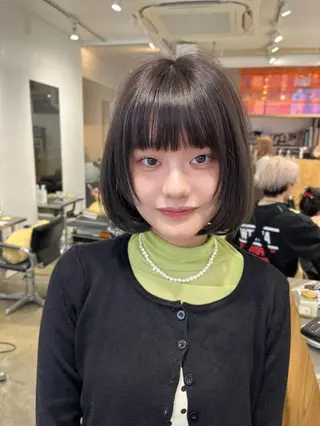 セミロング カラー SALOWIN新宿三丁目【サロウィン】所属・レイヤー🔶髪質改善 🔶透明感カラー青木のヘアスタイル