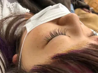 マツエク・マツパ RADnoel 梅田茶屋町のヘアスタイル