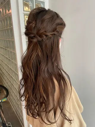 ロング the hinc所属・ami/大阪/暖色 /レイヤーカットのヘアスタイル