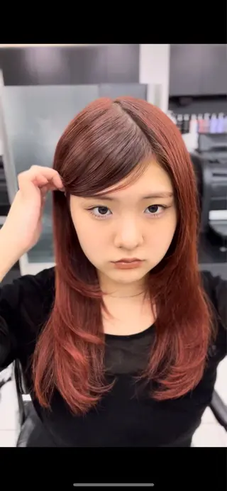 ロング 【レイヤーカット】 キサヌキミワのヘアスタイル