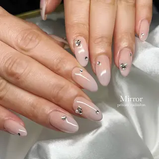 ネイル nailsalon Mirrorのネイルデザイン