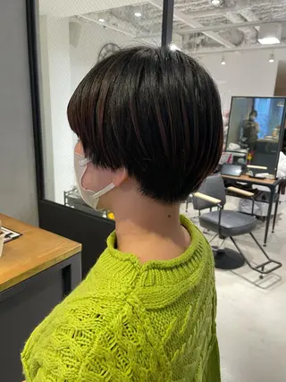 ショート 暖色カラー🍊 ボブ🌿顔周りcutのヘアスタイル