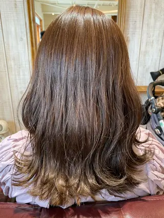 セミロング ICON所属・艶美髪マスター 店長✂︎YUKKEのヘアスタイル