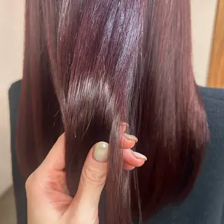 セミロング カラー MUKU 市川 莉花のヘアスタイル