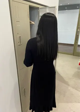 ロング カットモデル 山中 遥のヘアスタイル