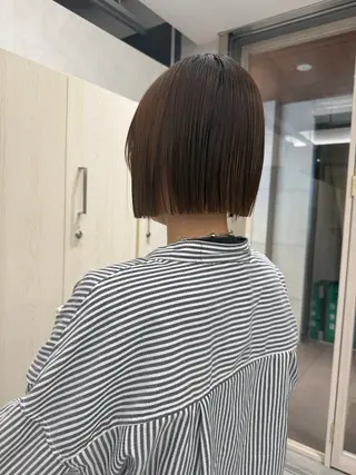 ショート むく/大人ボブ/髪質 改善/クロスパーマのヘアスタイル