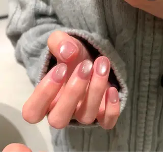 シン アモンのネイルデザイン