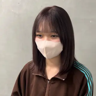 ミディアム Something MOMOKAのヘアスタイル