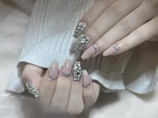 ネイル VIVIAN リサのネイルデザイン