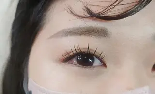 マツエク・マツパ NAZ eyelash&eyebrow by medical salon所属・NAZ 表参道 Tomokoのマツエク・マツパデザイン