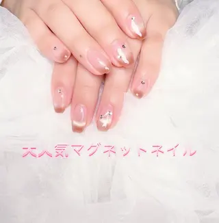 ネイル pink ladyサロン所属・べ にのネイルデザイン