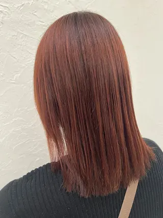 ミディアム カラー 樋口 初音のヘアスタイル