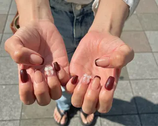 ネイル 友田 晴香のネイルデザイン