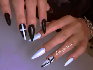 ネイル Angel beauty  Ueno所属・オハナ マルのネイルデザイン