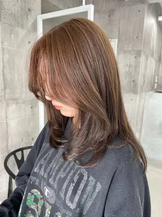 ミディアム カラー 錦 茉李 @lm.mari03のヘアスタイル