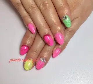 ネイル y' sのネイルデザイン