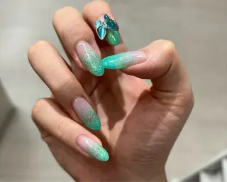 ネイル Lani🌈Nail Konatsuのネイルデザイン