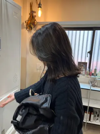 ミディアム カラー 下石怜子/レイヤー/ 透明感カラーのヘアスタイル