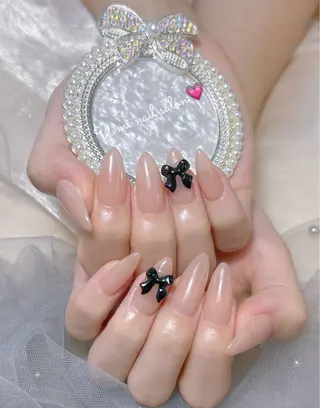 ネイル U·Mi nail salon所属・U·MI 長さ出し専門店のネイルデザイン